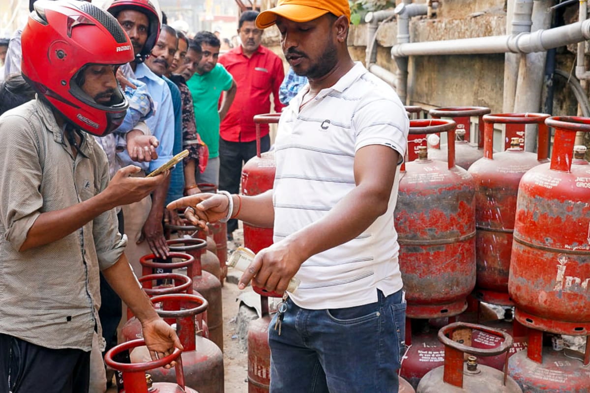 Can Two People In The Same Family Have Separate Gas Cylinder Connections? LPG Rules Explained